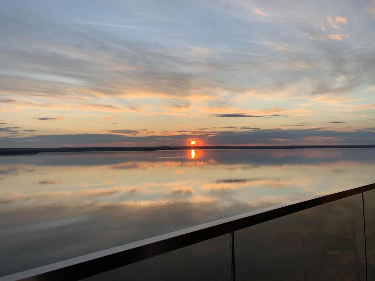 Apartment Sunset Lake View Mamaia Extérieur photo